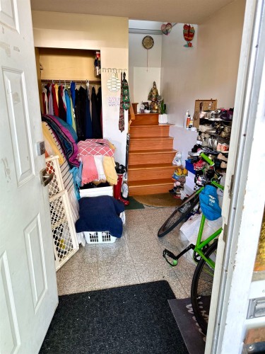 6915 Beatrice Street, Vancouver, BC - Indoor Photo Showing Other Room