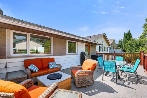 40256 Ayr Drive, Squamish, BC - Outdoor With Deck Patio Veranda With Exterior