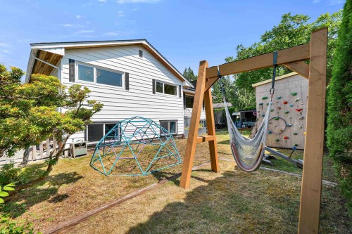 40256 Ayr Drive, Squamish, BC - Outdoor