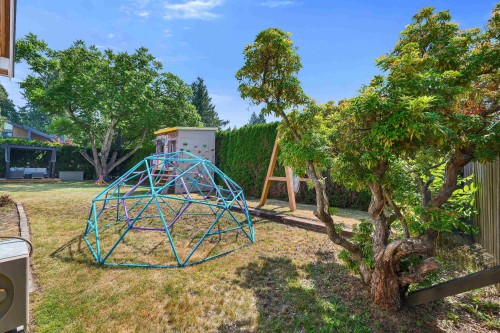 40256 Ayr Drive, Squamish, BC - Outdoor