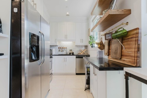 2018 12Th Avenue E, Vancouver, BC - Indoor Photo Showing Kitchen With Upgraded Kitchen