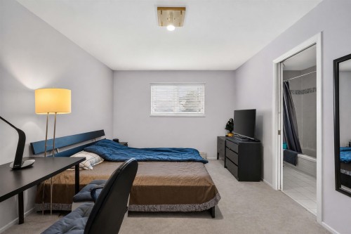 3780 Cunningham Drive, Richmond, BC - Indoor Photo Showing Bedroom
