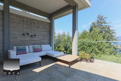 6173 Nelson Avenue, West Vancouver, BC - Outdoor With Exterior