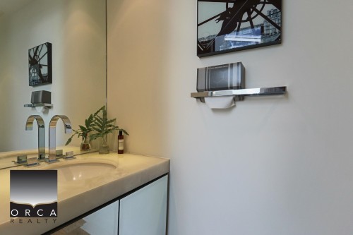 6173 Nelson Avenue, West Vancouver, BC - Indoor Photo Showing Bathroom