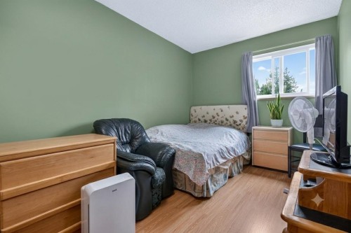 88-3441 49Th Avenue E, Vancouver, BC - Indoor Photo Showing Bedroom