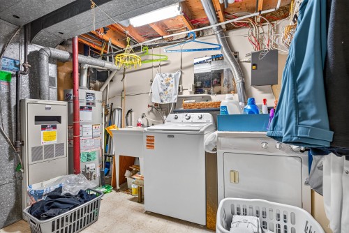 88-3441 49Th Avenue E, Vancouver, BC - Indoor