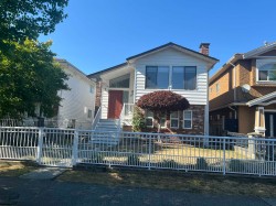 817 51 Avenue E Vancouver, BC V5X 1E4