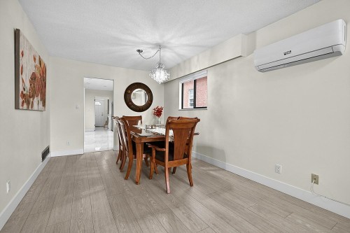 817 51 Avenue E, Vancouver, BC - Indoor Photo Showing Dining Room