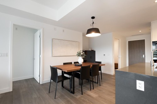 201-717 17Th Avenue W, Vancouver, BC - Indoor Photo Showing Dining Room