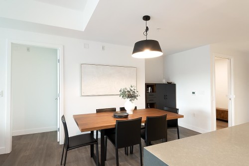 201-717 17Th Avenue W, Vancouver, BC - Indoor Photo Showing Dining Room