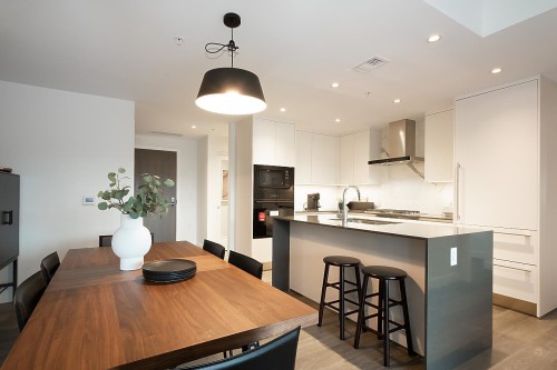 201-717 17Th Avenue W, Vancouver, BC - Indoor