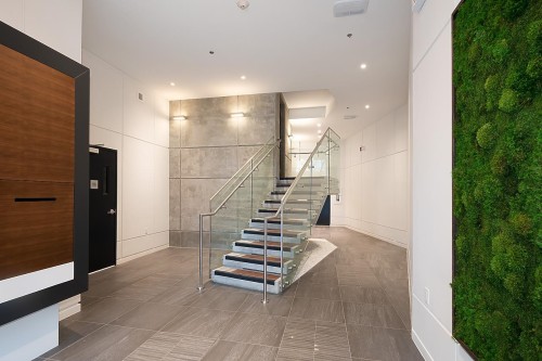 201-717 17Th Avenue W, Vancouver, BC - Indoor Photo Showing Other Room