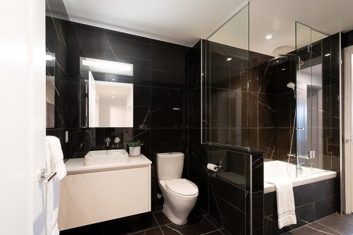 201-717 17Th Avenue W, Vancouver, BC - Indoor