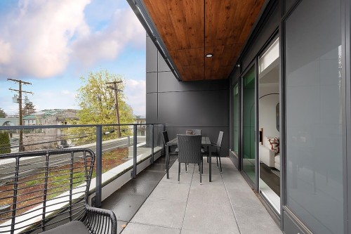 201-717 17Th Avenue W, Vancouver, BC - Outdoor With Exterior