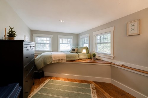 29 Croker Island E, North Vancouver, BC - Indoor Photo Showing Bedroom