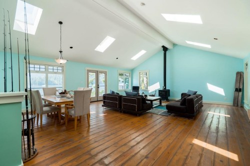 29 Croker Island E, North Vancouver, BC - Indoor Photo Showing Dining Room