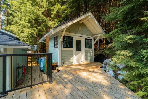 29 Croker Island E, North Vancouver, BC - Outdoor With Deck Patio Veranda