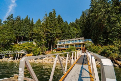 29 Croker Island E, North Vancouver, BC - Outdoor With Body Of Water