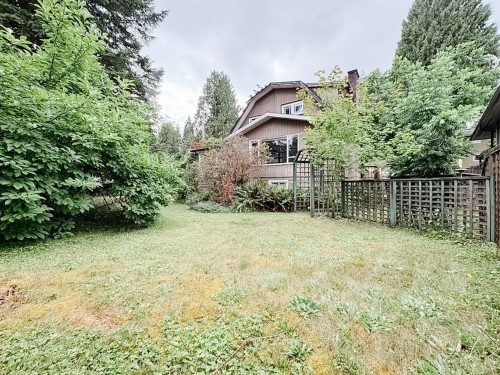 North Vancouver, BC - Outdoor With Deck Patio Veranda