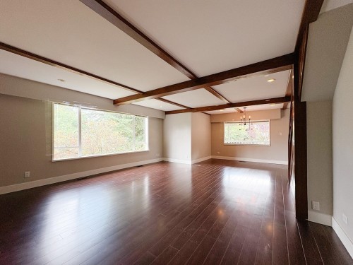 North Vancouver, BC - Indoor Photo Showing Other Room