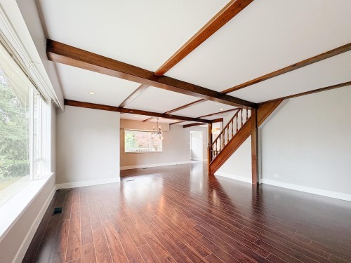 North Vancouver, BC - Indoor Photo Showing Other Room