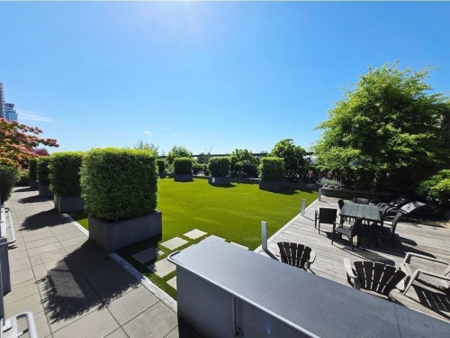 1502-958 Ridge Way, Coquitlam, BC - Outdoor