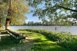 911-2763 Chandlery Place Vancouver, BC V5S 4V4