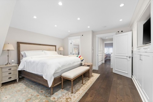 3095 5Th Avenue W, Vancouver, BC - Indoor Photo Showing Bedroom