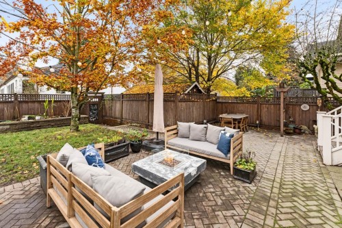 3095 5Th Avenue W, Vancouver, BC - Outdoor With Deck Patio Veranda With Backyard