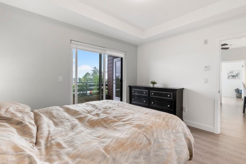 405-11703 Fraser Street, Maple Ridge, BC - Indoor Photo Showing Bedroom