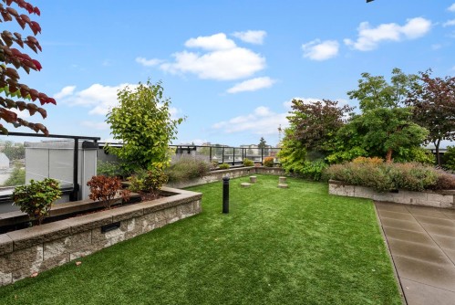 405-11703 Fraser Street, Maple Ridge, BC - Outdoor