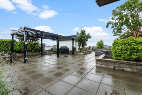 405-11703 Fraser Street, Maple Ridge, BC - Outdoor