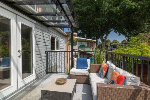 268 Nanaimo Street N, Vancouver, BC - Outdoor With Deck Patio Veranda With Exterior