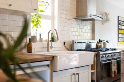 268 Nanaimo Street N, Vancouver, BC - Indoor Photo Showing Kitchen