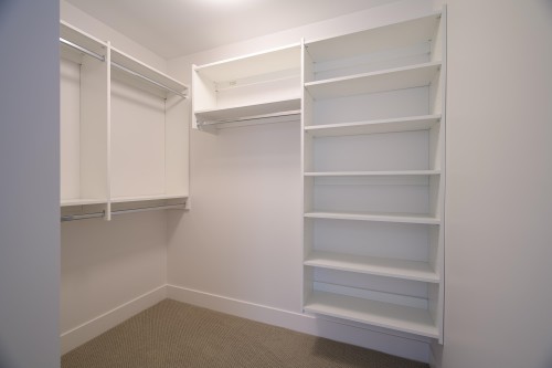 4884 42A Avenue, Delta, BC - Indoor With Storage