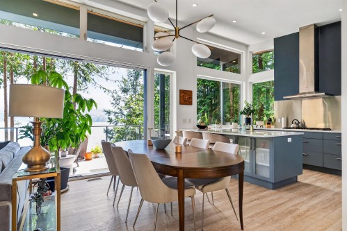 6043 Coracle Drive, Sechelt, BC - Indoor Photo Showing Dining Room