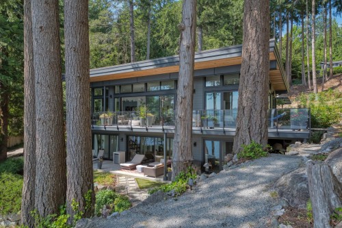 6043 Coracle Drive, Sechelt, BC - Outdoor