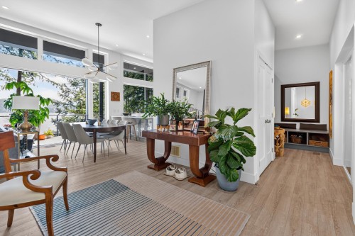 6043 Coracle Drive, Sechelt, BC - Indoor
