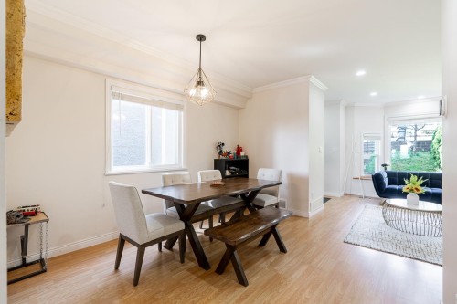 1124 Rochester Avenue, Coquitlam, BC - Indoor Photo Showing Other Room