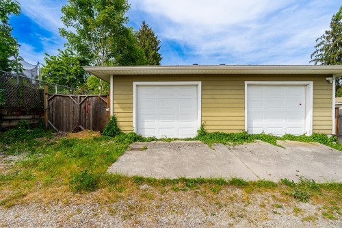 1124 Rochester Avenue, Coquitlam, BC - Outdoor