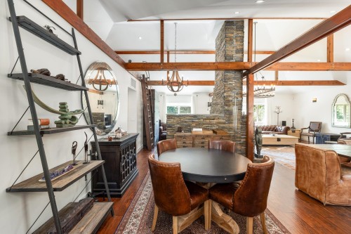 1924 Fulton Avenue, West Vancouver, BC - Indoor Photo Showing Other Room