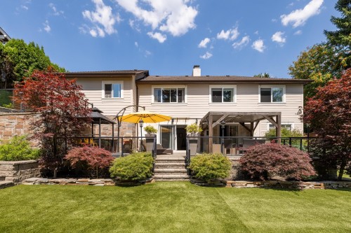 1924 Fulton Avenue, West Vancouver, BC - Outdoor With Deck Patio Veranda