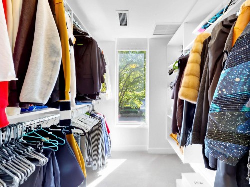 1211 Cordova Street W, Vancouver, BC - Indoor With Storage