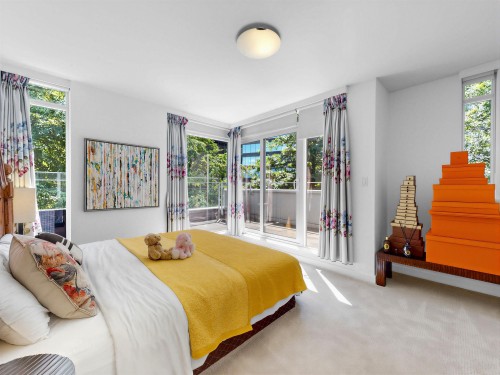 1211 Cordova Street W, Vancouver, BC - Indoor Photo Showing Bedroom