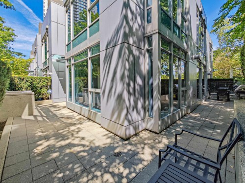1211 Cordova Street W, Vancouver, BC - Outdoor With Deck Patio Veranda