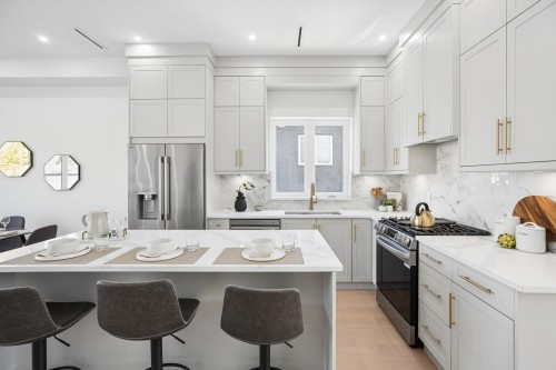 1005 55Th Avenue E, Vancouver, BC - Indoor Photo Showing Other Room