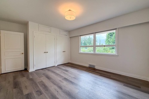 555 Stevens Drive, West Vancouver, BC 