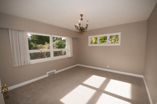 555 Stevens Drive, West Vancouver, BC - Indoor Photo Showing Other Room