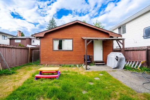 1828 Prairie Avenue, Port Coquitlam, BC - Outdoor