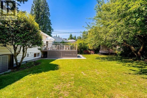 2784 Crescentview Drive, North Vancouver, BC - Outdoor